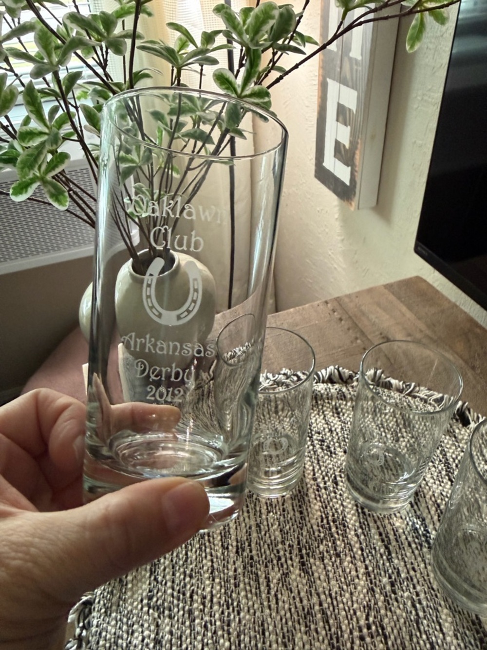 Oaklawn Club Arkansas Derby 2012 etched pint glasses set of 4